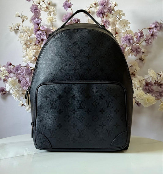 Louis Vuitton Backpack (VIP Quality)