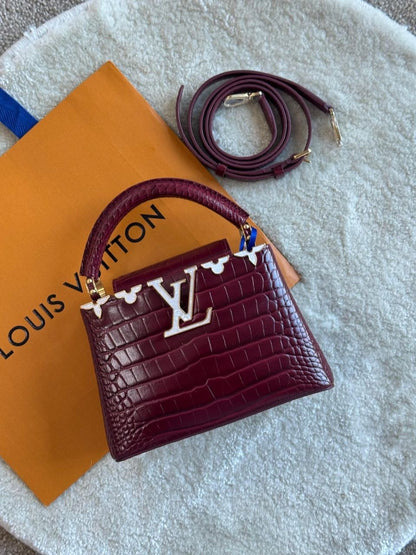 Louis Vuitton Sling Bag(Vip)