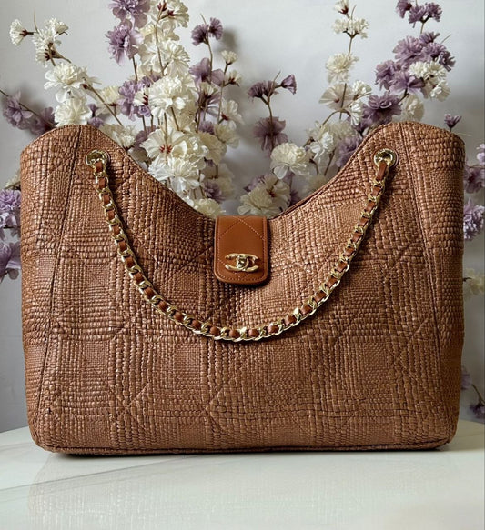 Chanel Shoulder Bag (VIP Quality)