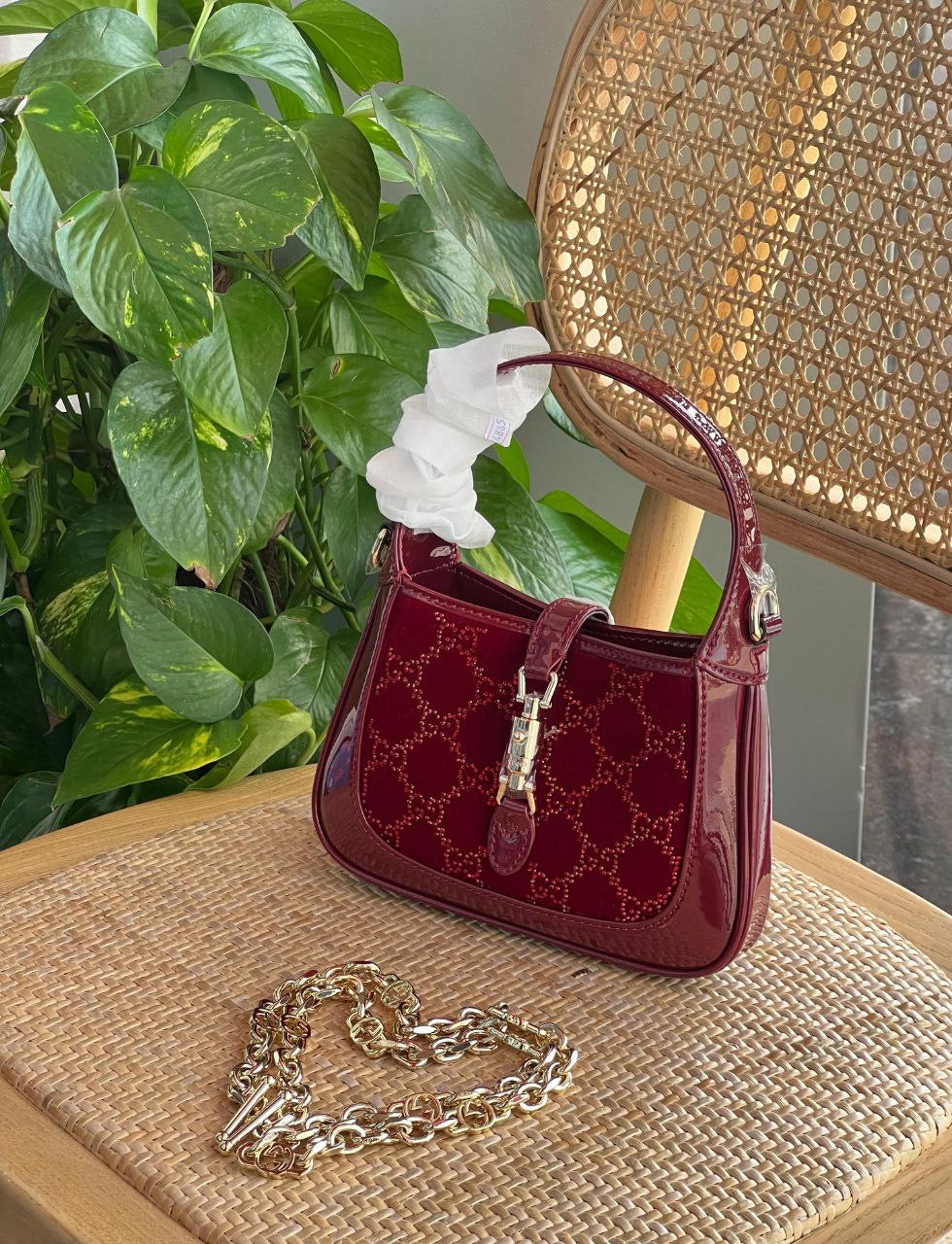 Gucci Sling Bag (Vip)
