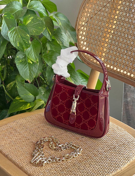 Gucci Sling Bag (Vip)