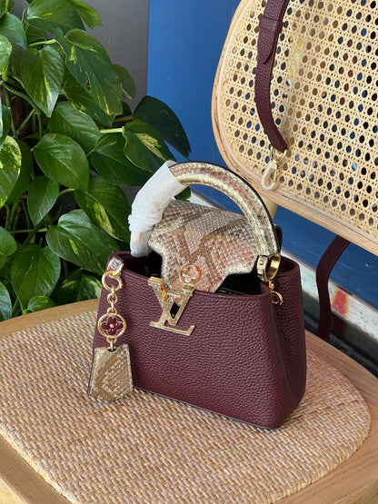 Louis Vuitton Sling Bag (Vip)