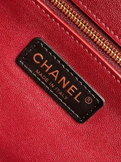 Chanel Shoulder Bag (Vip)