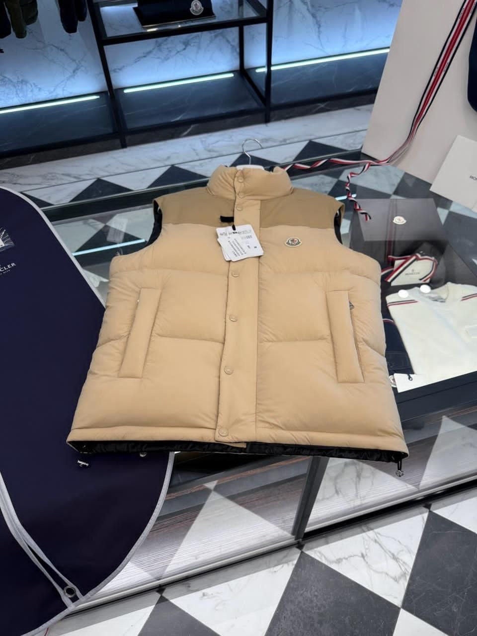Moncler Jacket-Vest
