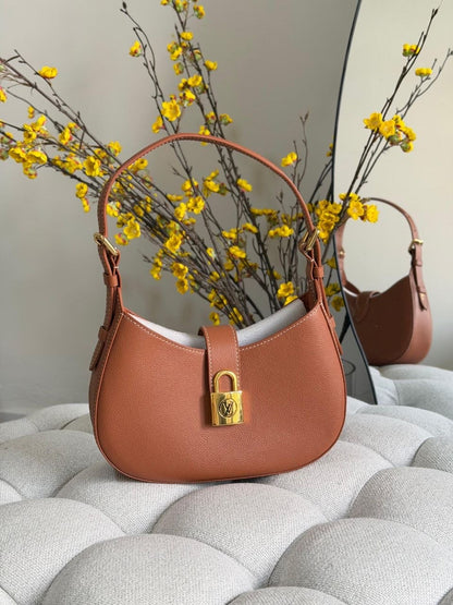 Louis Vuitton Shoulder Bag (Vip)