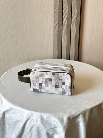 Louis Vuitton Pouch (VIP Quality) 5 Color