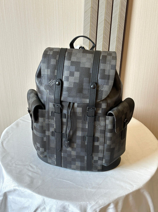 Louis Vuitton Backpack (VIP Quality)