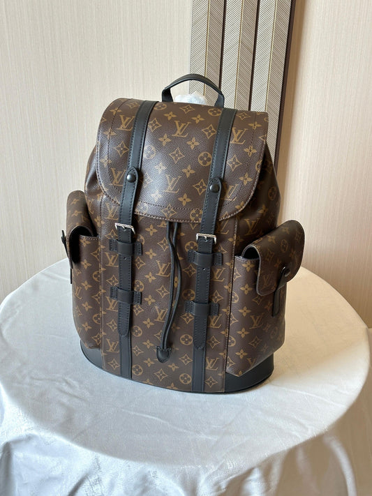 Louis Vuitton Backpack (VIP Quality)