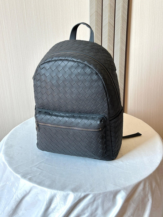 Bottega Veneta Backpack (VIP Quality)