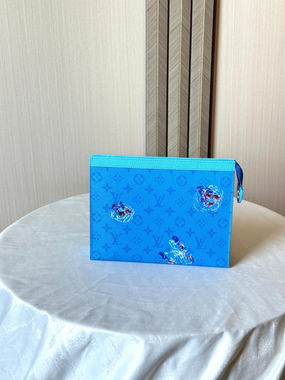 Louis Vuitton Clutch ( VIP Quality )
