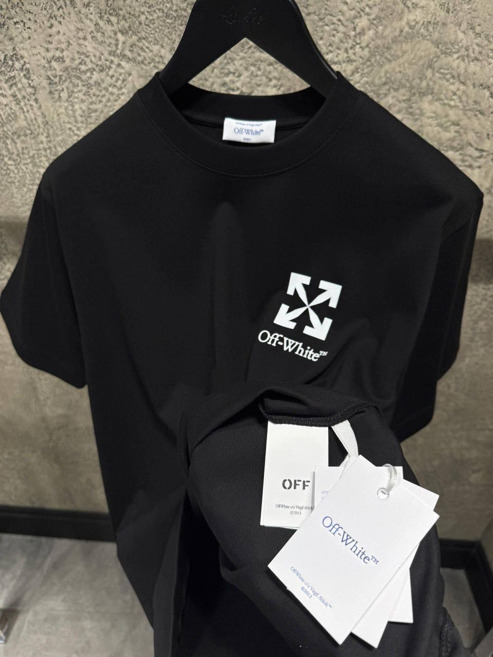 Off White T-shirt