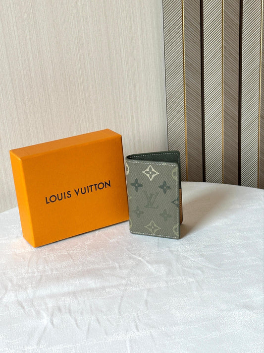Louis Vuitton Wallet (VIP Quality)