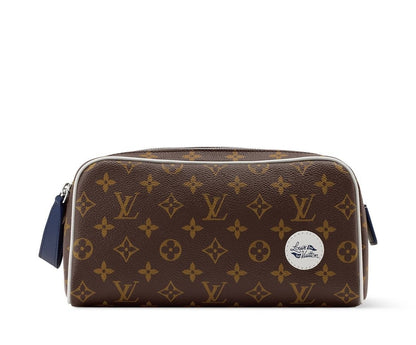 Louis Vuitton Clutch (VIP Quality)
