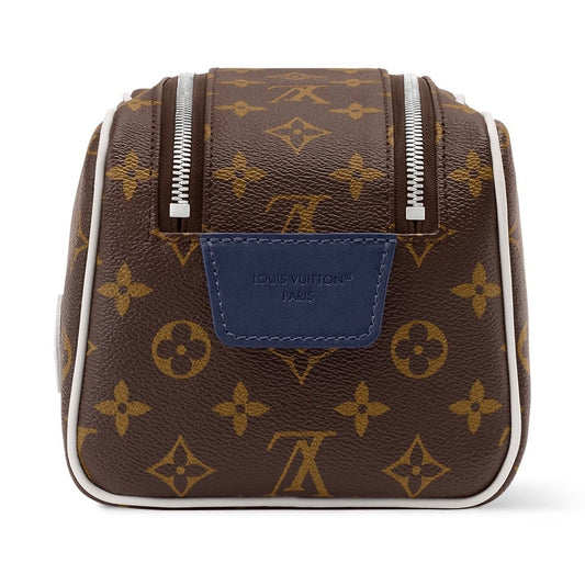 Louis Vuitton Clutch (VIP Quality)
