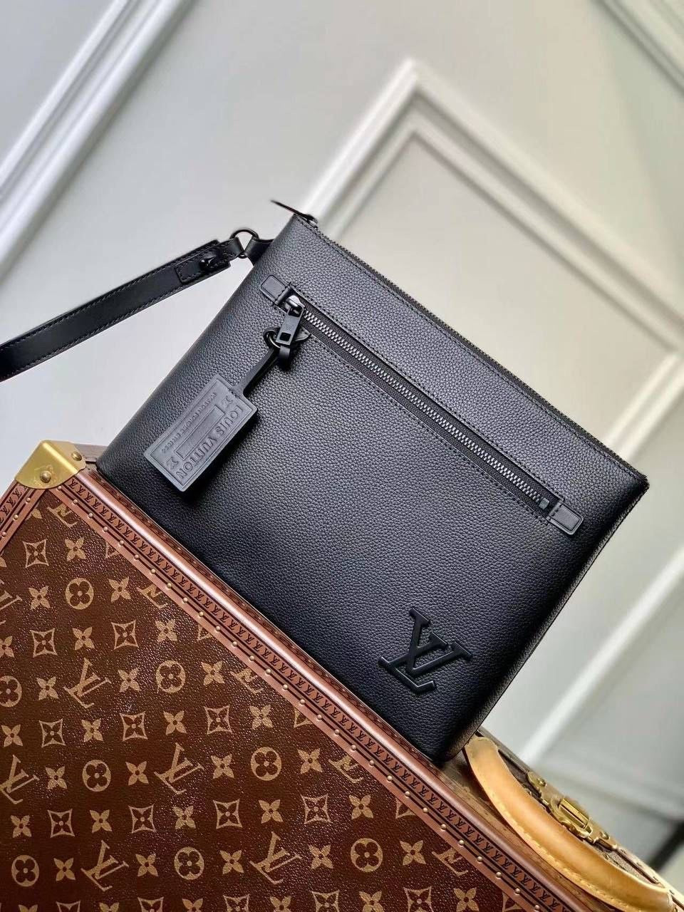 Louis Vuitton Clutch Bag (Vip)