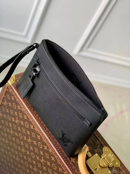 Louis Vuitton Clutch Bag (Vip)