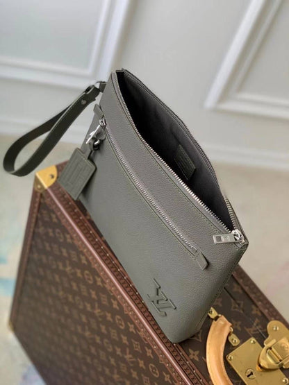 Louis Vuitton Clutch Bag (Vip)