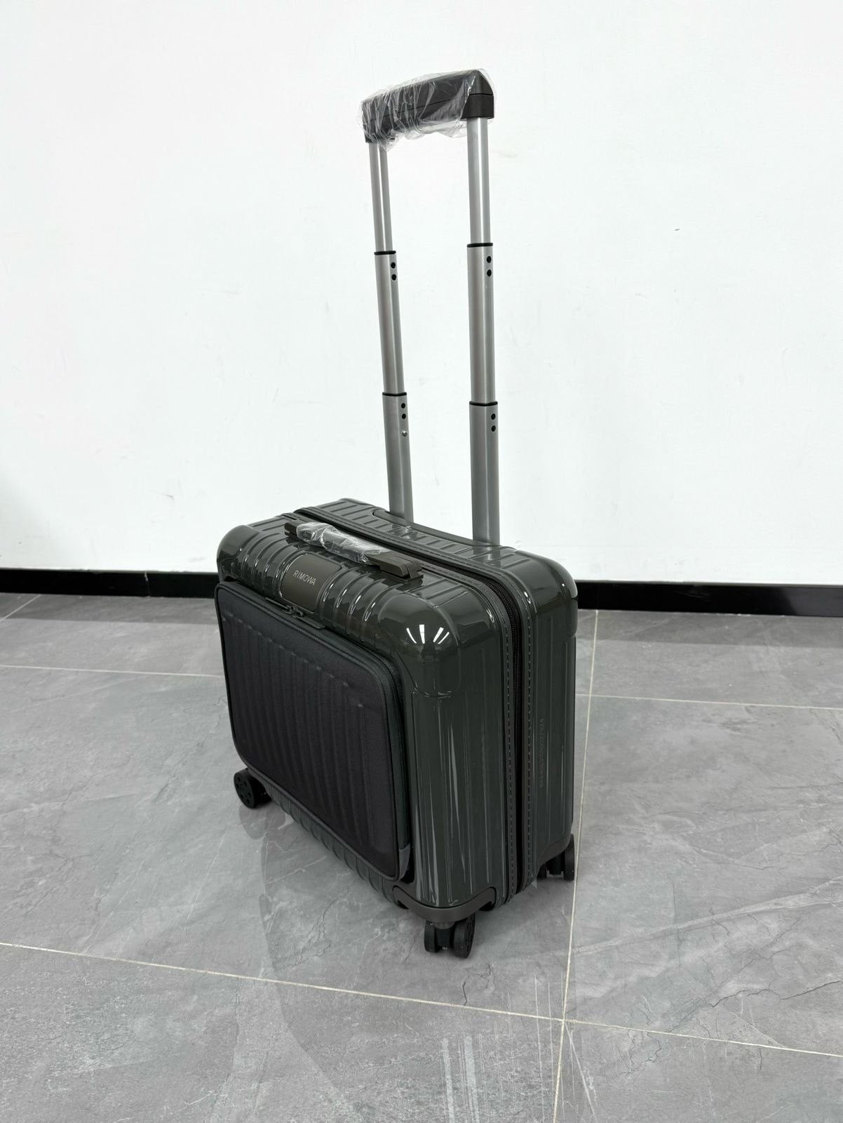 Rimowa Trolly (Vip)
