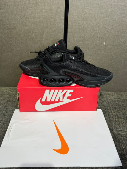 Nike Air Max DN Black