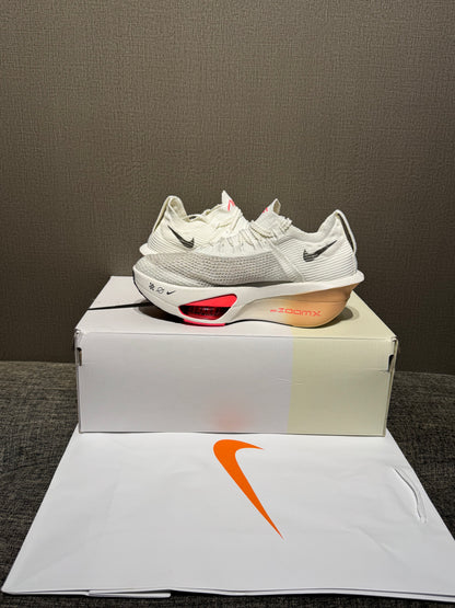 Nike Fly 3 White