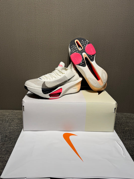 Nike Fly 3 White