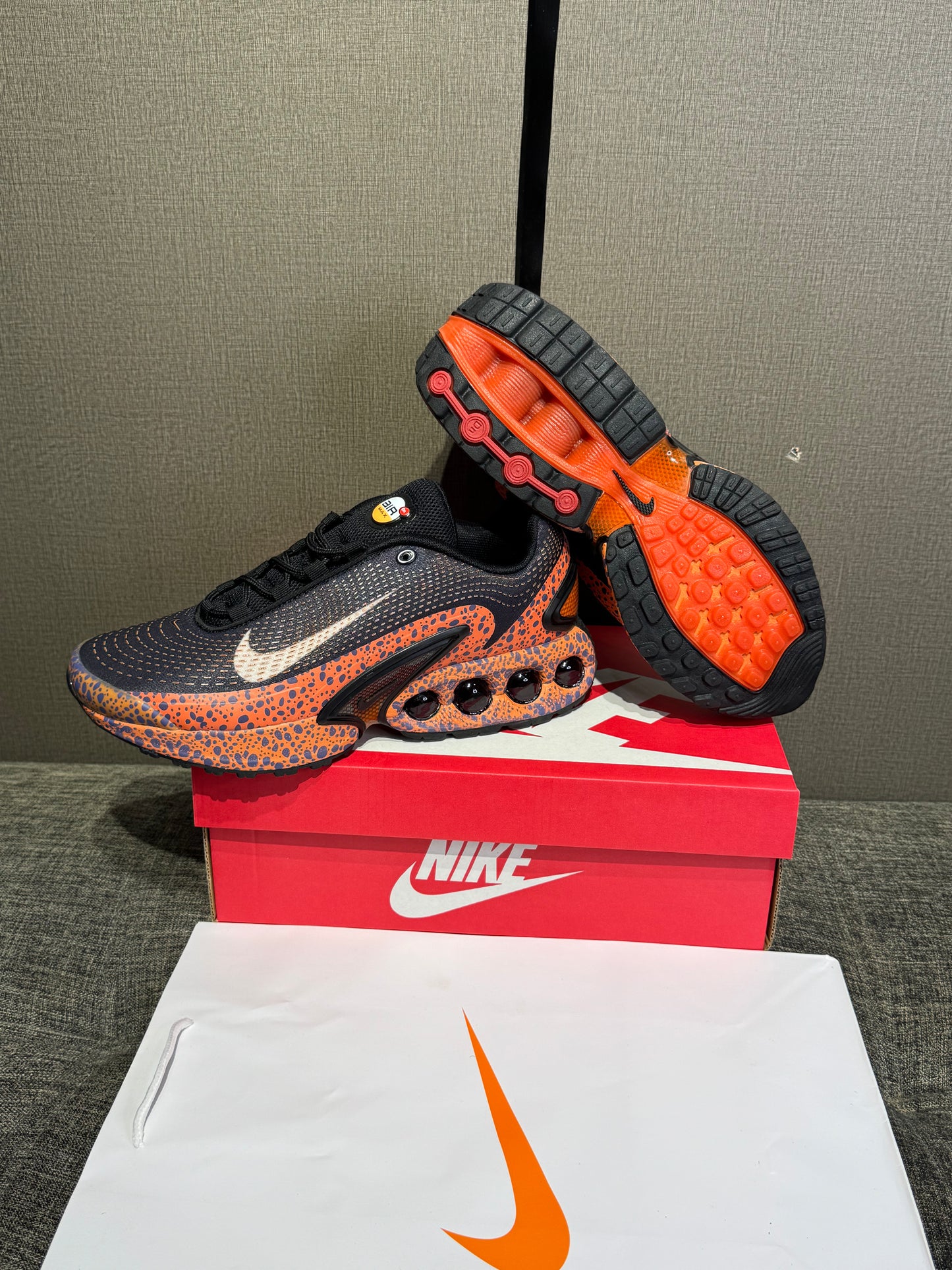 Nike Air Max DN Safari