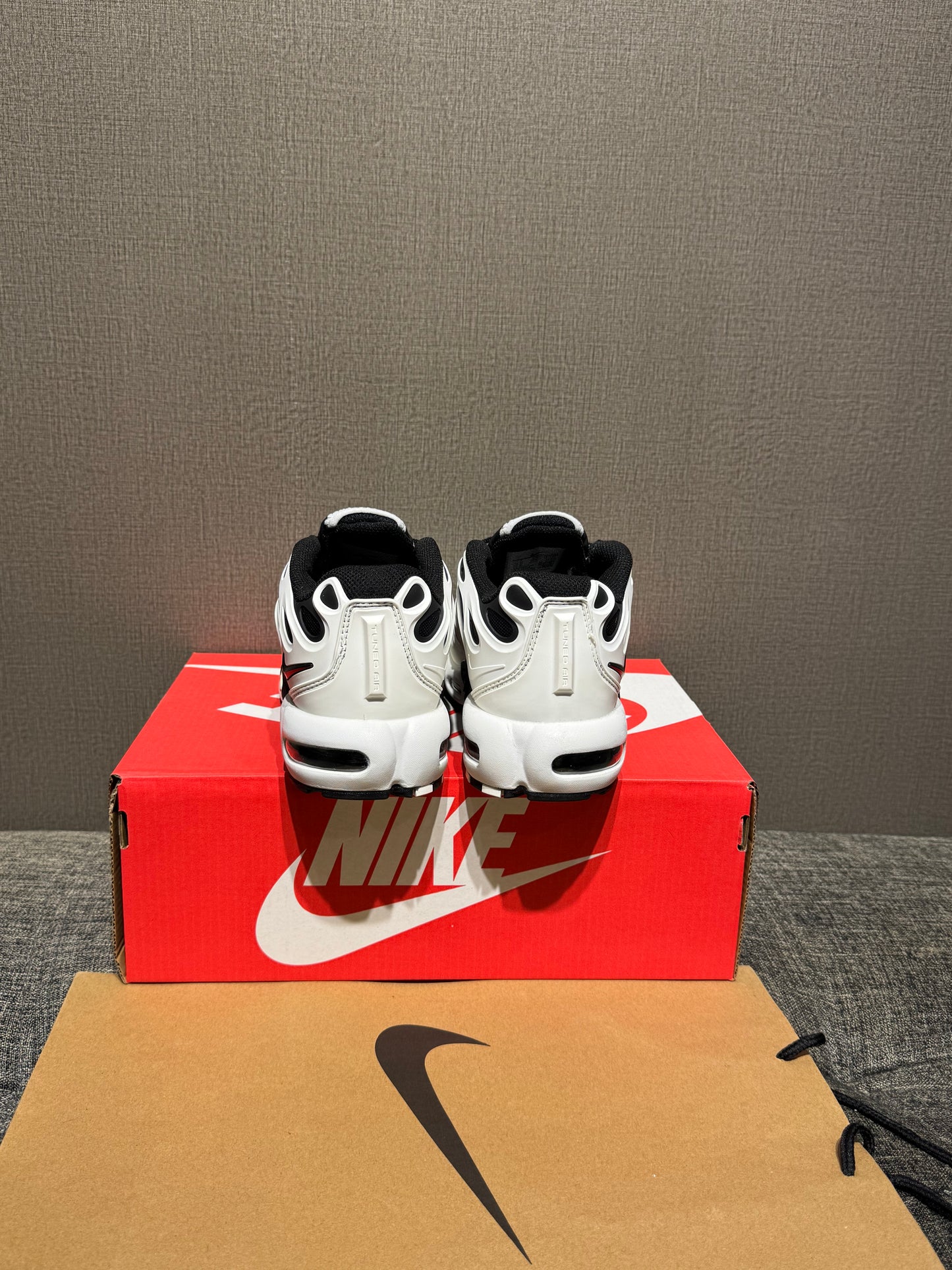 Nike Air Max Drift White / Metallic Silver/ Black