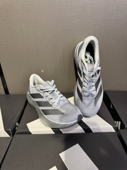 Adidas Adizero SL