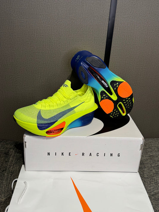 Nike Fly 3 Volt