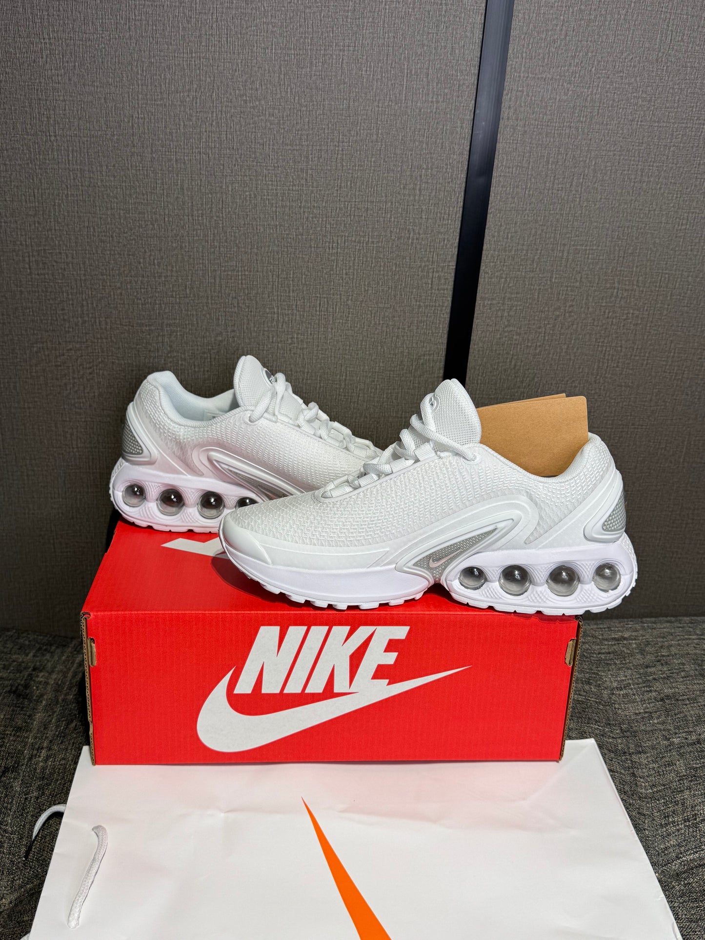 Nike Air Max DN white