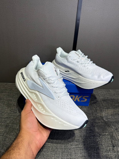 Brooks Sneakers