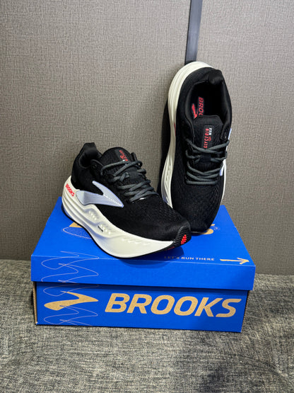 Brooks Sneakers