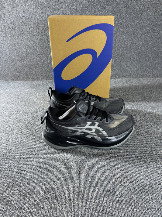 ASICS Superblast 2