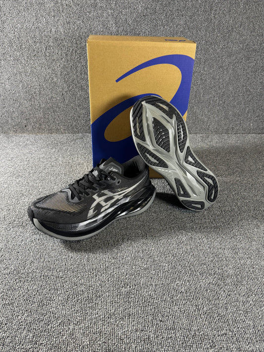 ASICS Superblast 2