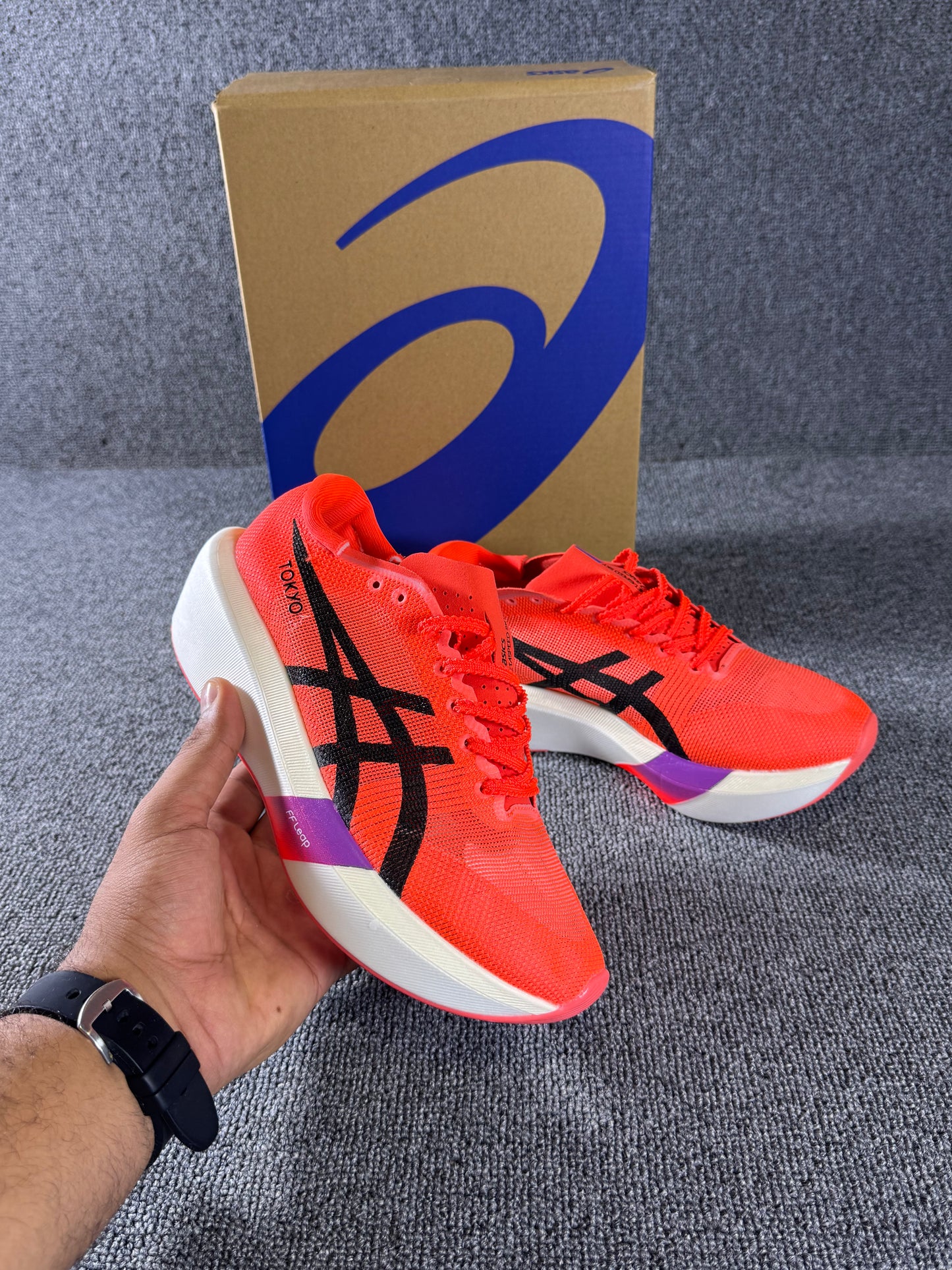 ASICS Metaspeed TOKYO