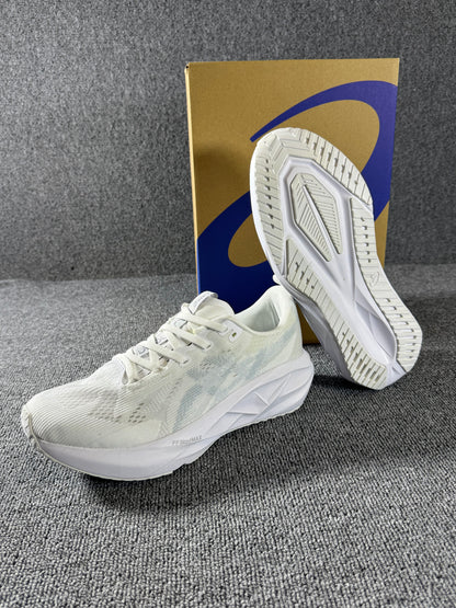 Asics Novablast 5 White Piedmont Grey