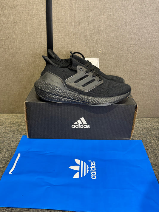Adidas UltraBoost 21