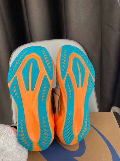 Asics Novablast 5 Soothing Sea/Wave Tea