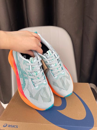 Asics Novablast 5 Soothing Sea/Wave Tea