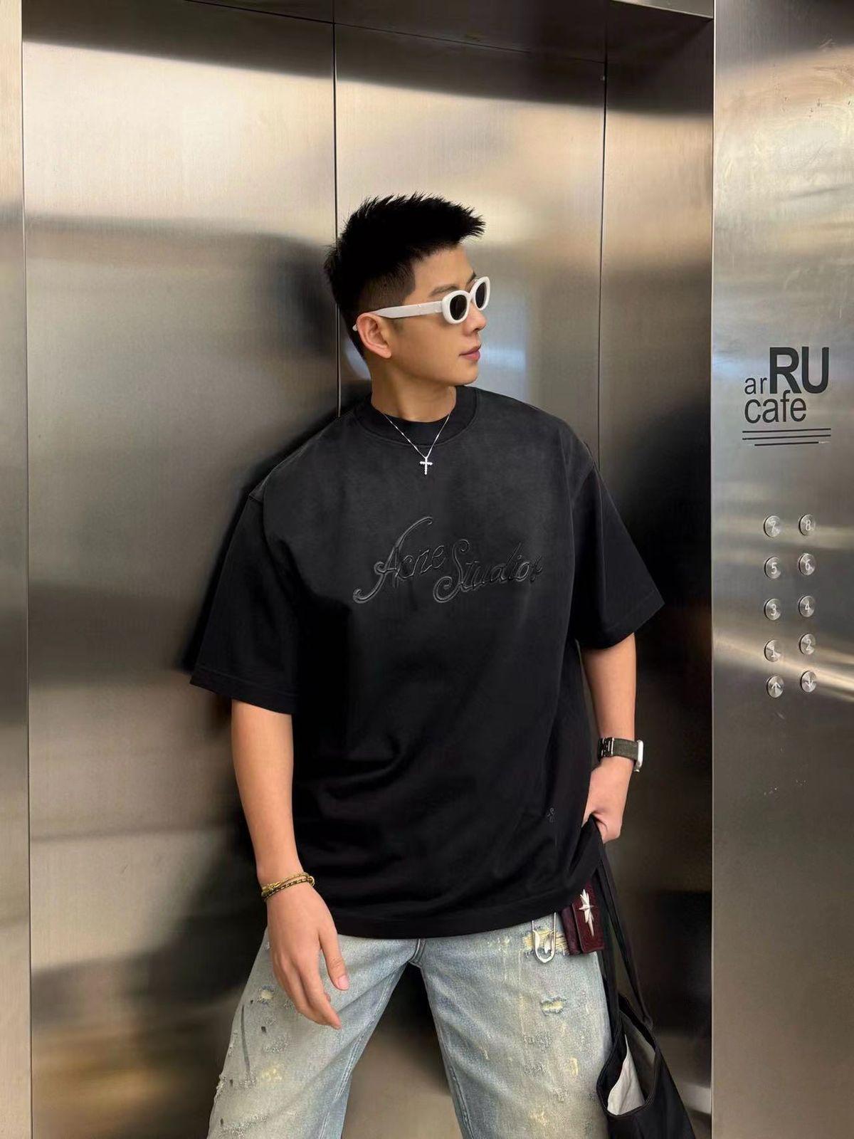 Acne Studios T-Shirt 2 colors