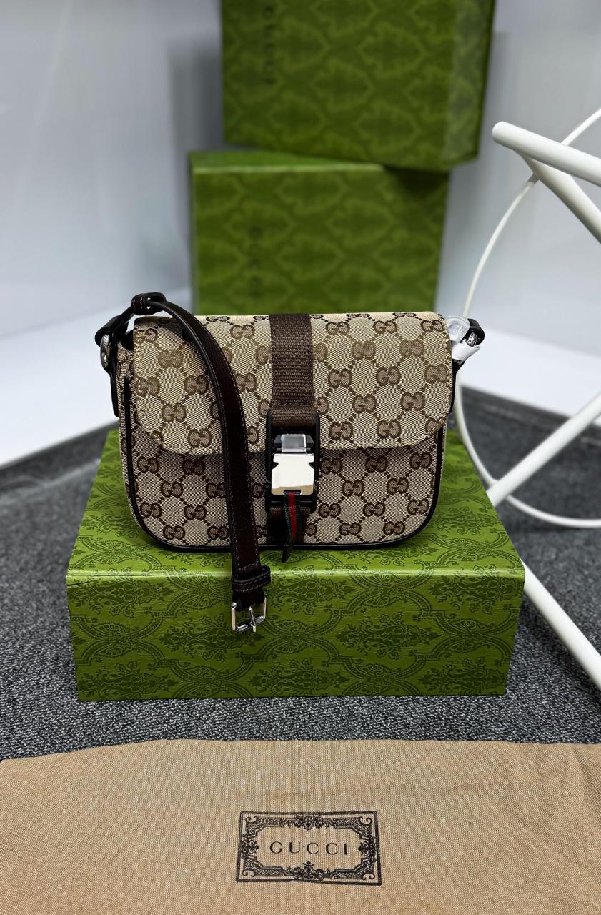 Gucci Messenger Bag ( VIP Quality )