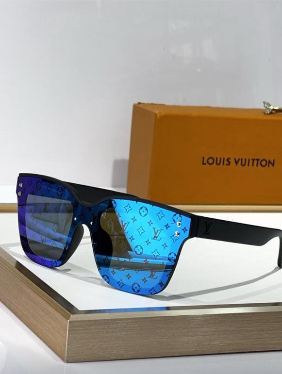Louis Vuitton Sunglasses 5 colors
