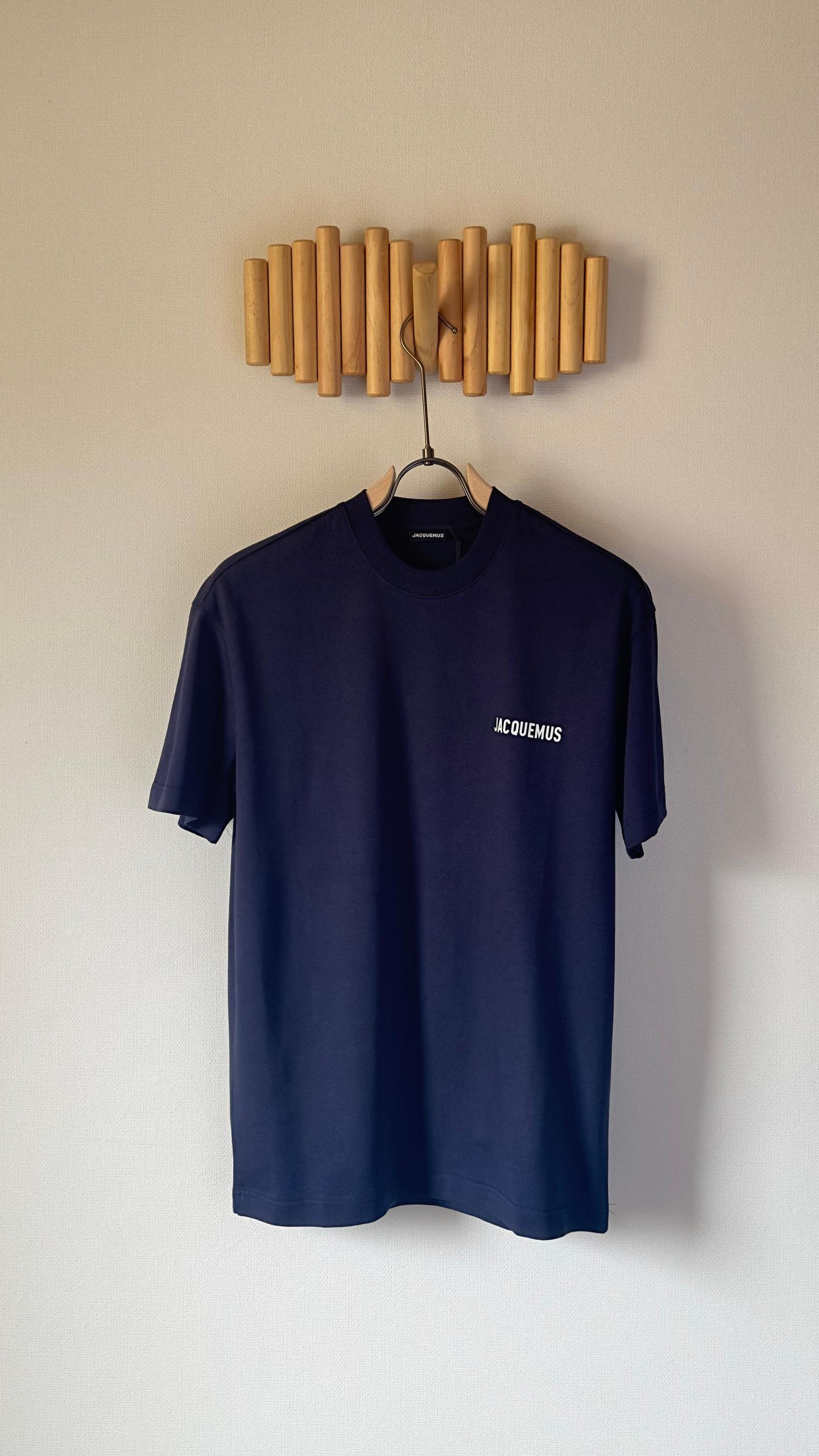 Jacquemus T-Shirt