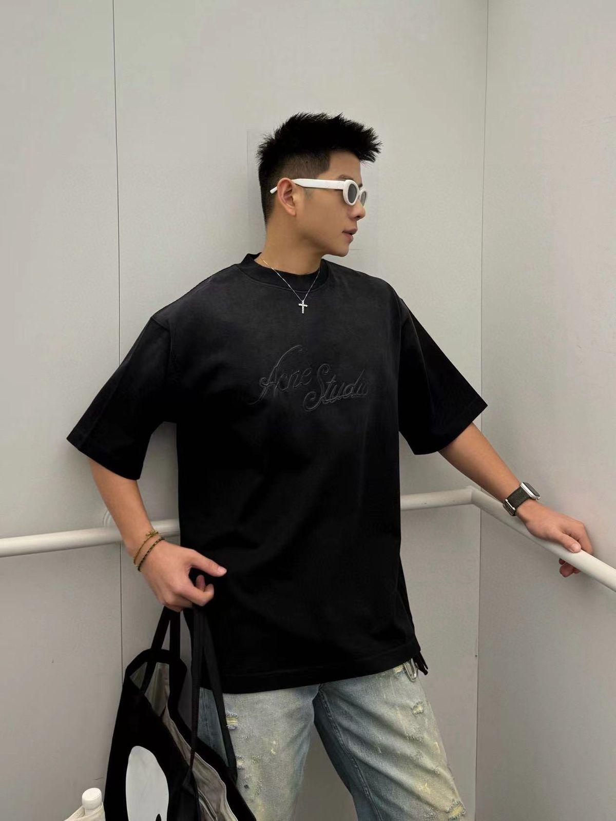 Acne Studios T-Shirt 2 colors