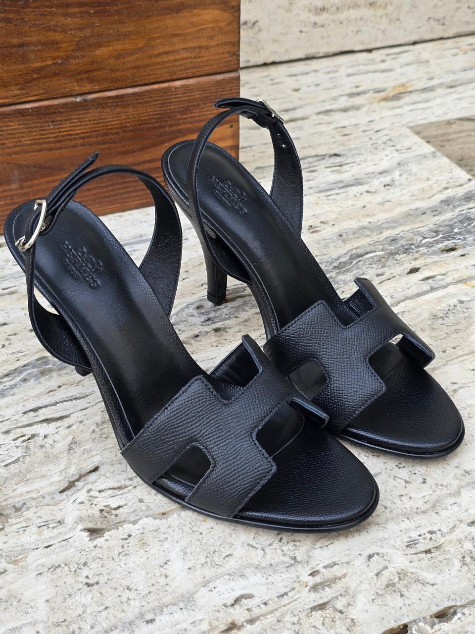 Hermès Heels - Black