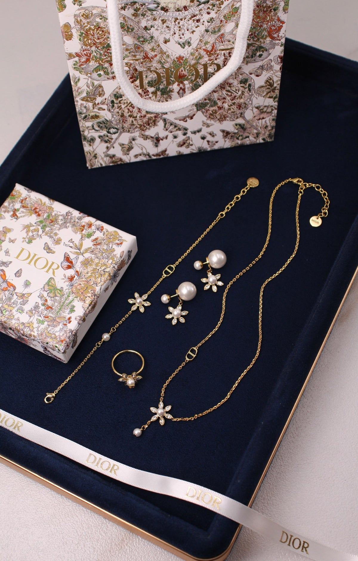 Dior Jewelry Set - Gold