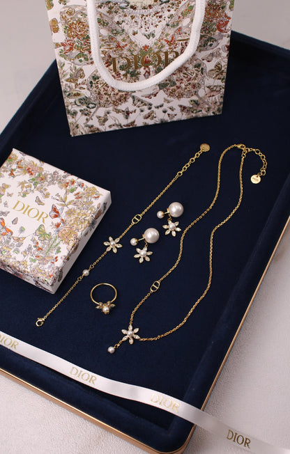Dior Jewelry Set - Gold