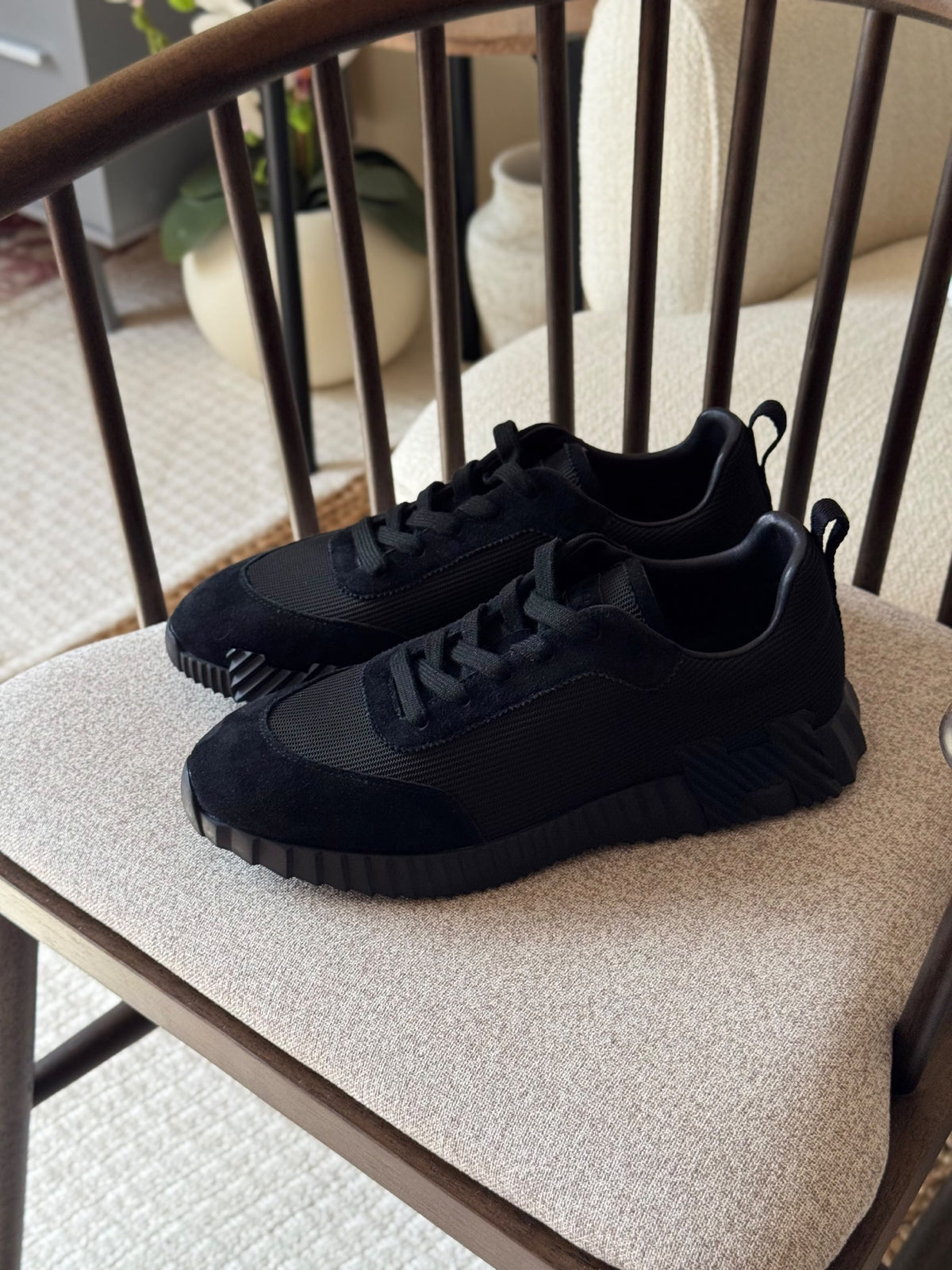 Hermès Ribbed-Sole Sneakers - Black