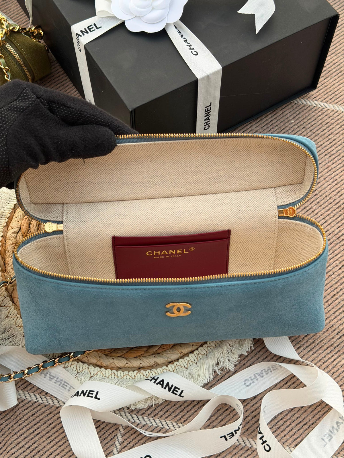 Chanel Rounded Shoulder Bag - Blue