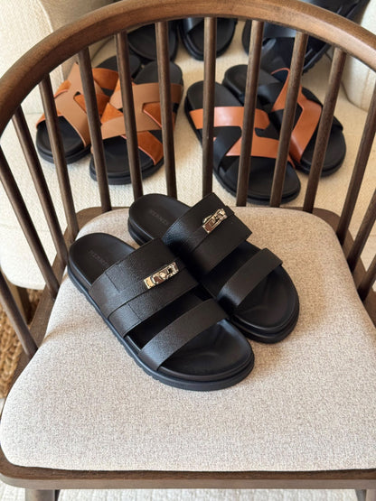 Hermès Slippers - Black